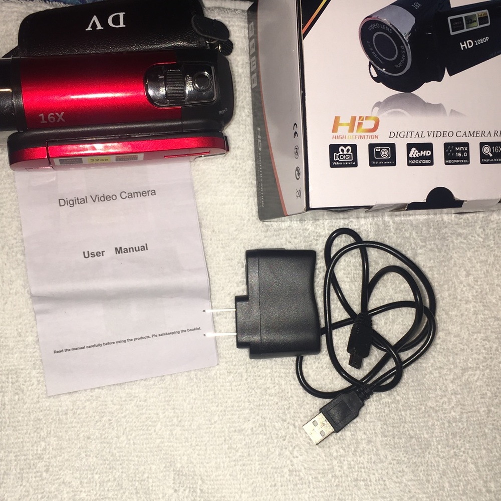 Video Camera - Picture 2 of 5
